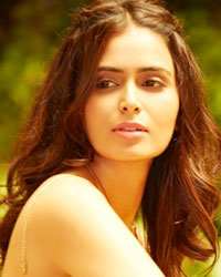 Meenakshi Dixit